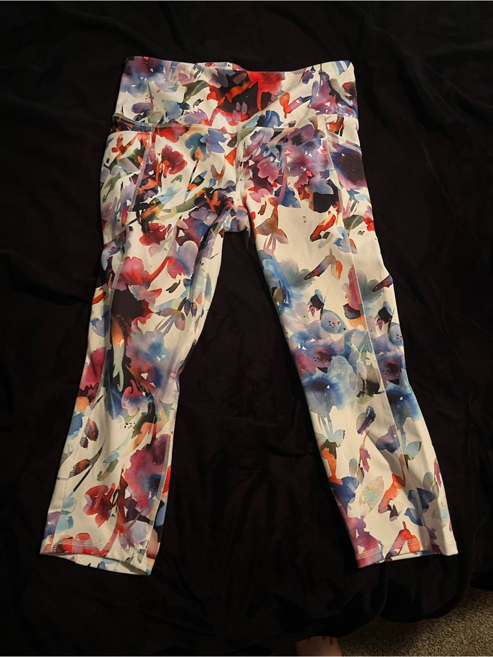 Kids Floral Watercolor Active Capri Leggings - White Multicolor